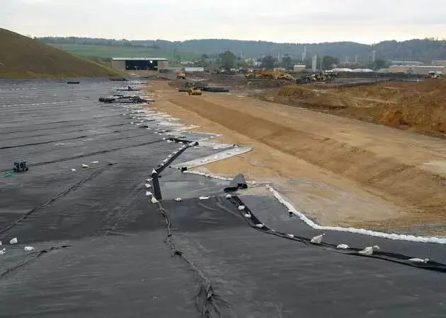 ما هو هدبی GEOMEMBRANE؟